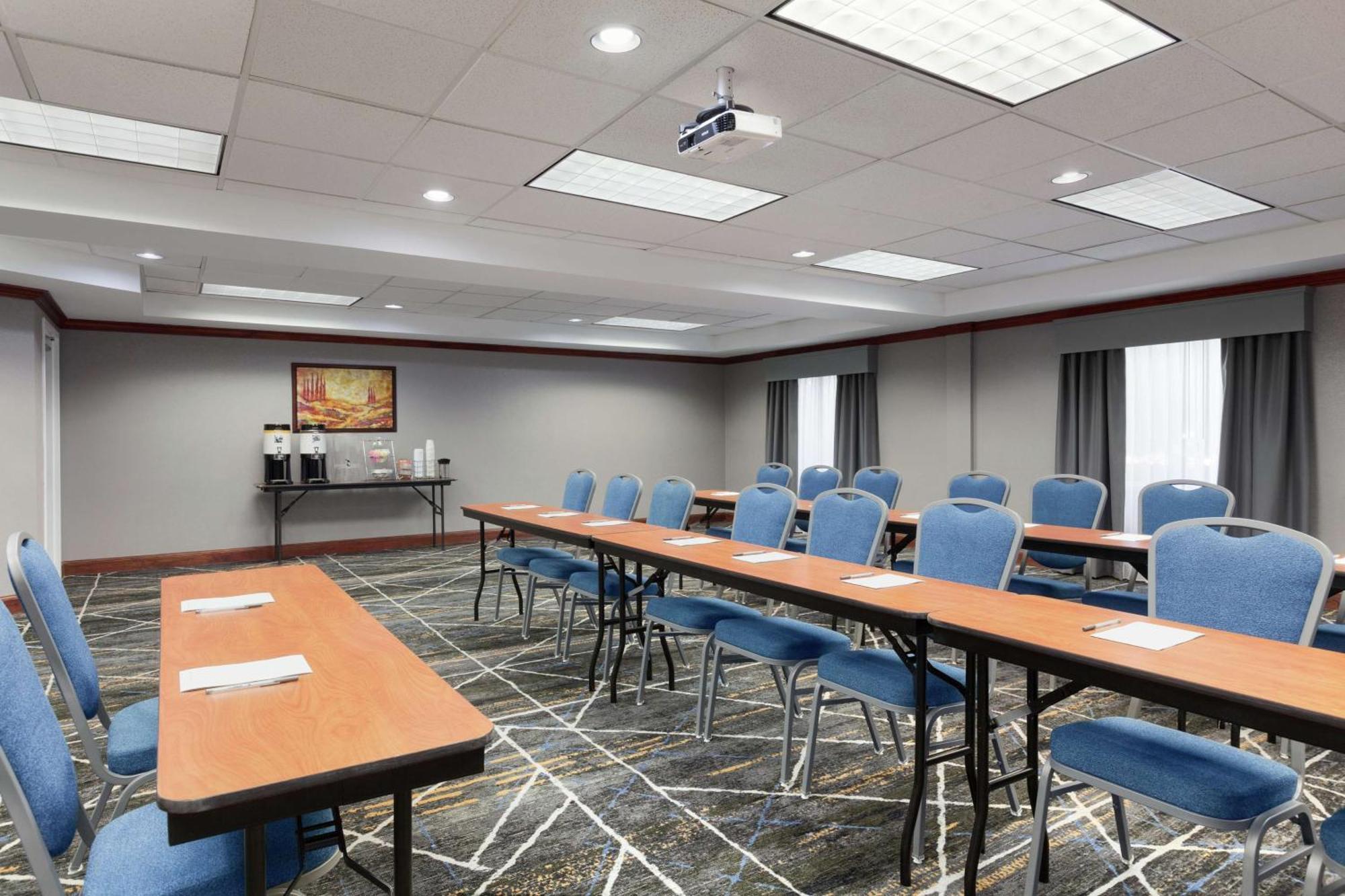 Hampton By Hilton Oklahoma City I-40 East- Tinker Afb Midwest City Buitenkant foto