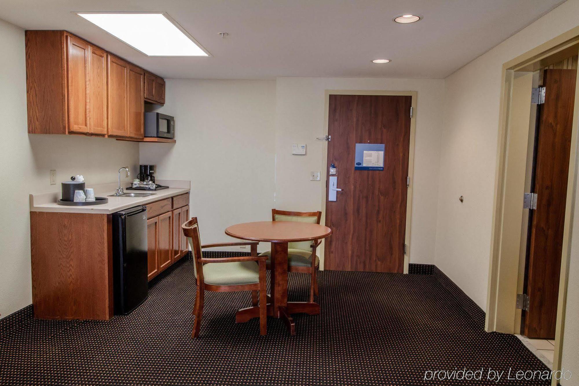 Hampton By Hilton Oklahoma City I-40 East- Tinker Afb Midwest City Buitenkant foto