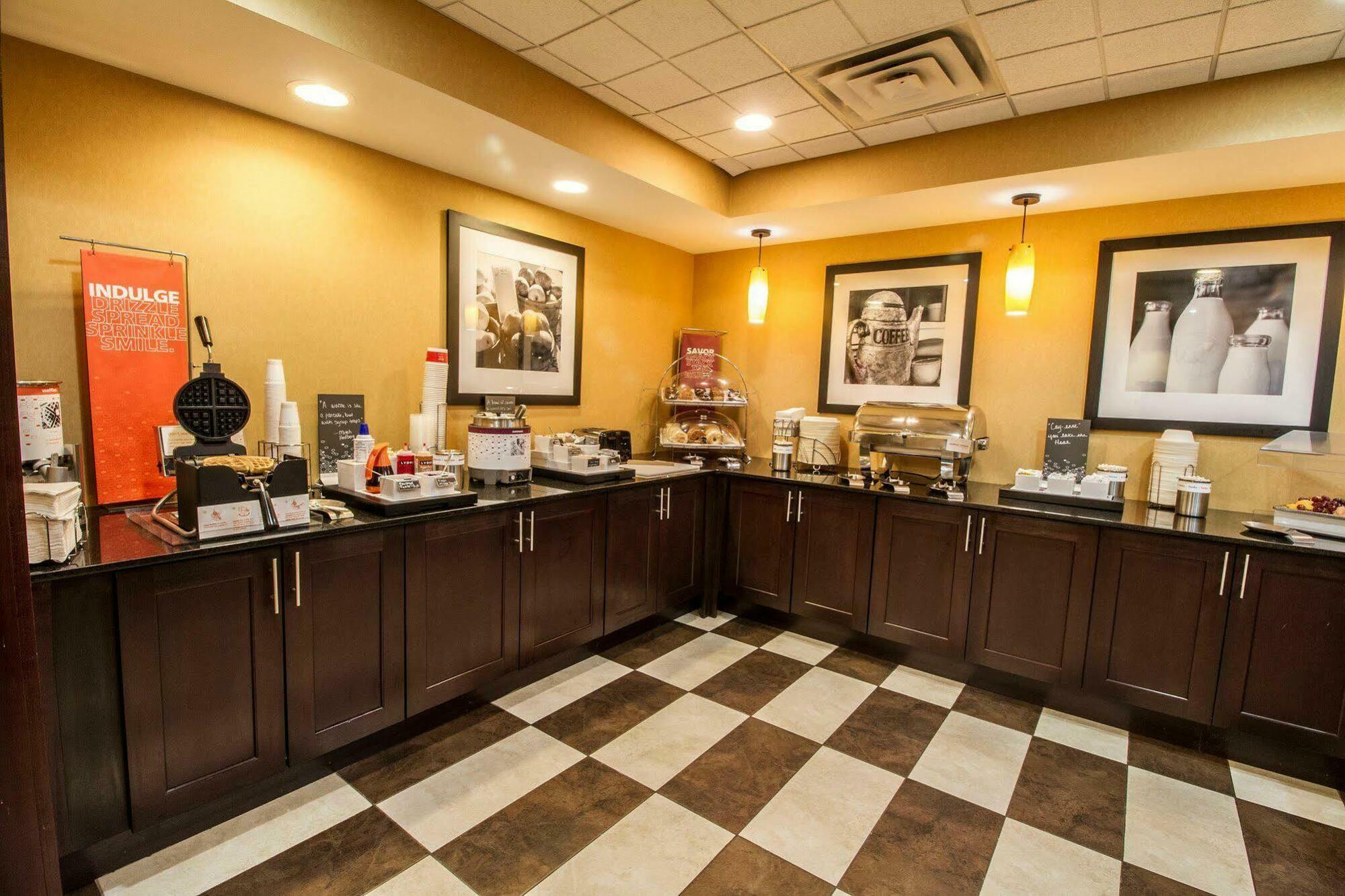 Hampton By Hilton Oklahoma City I-40 East- Tinker Afb Midwest City Buitenkant foto