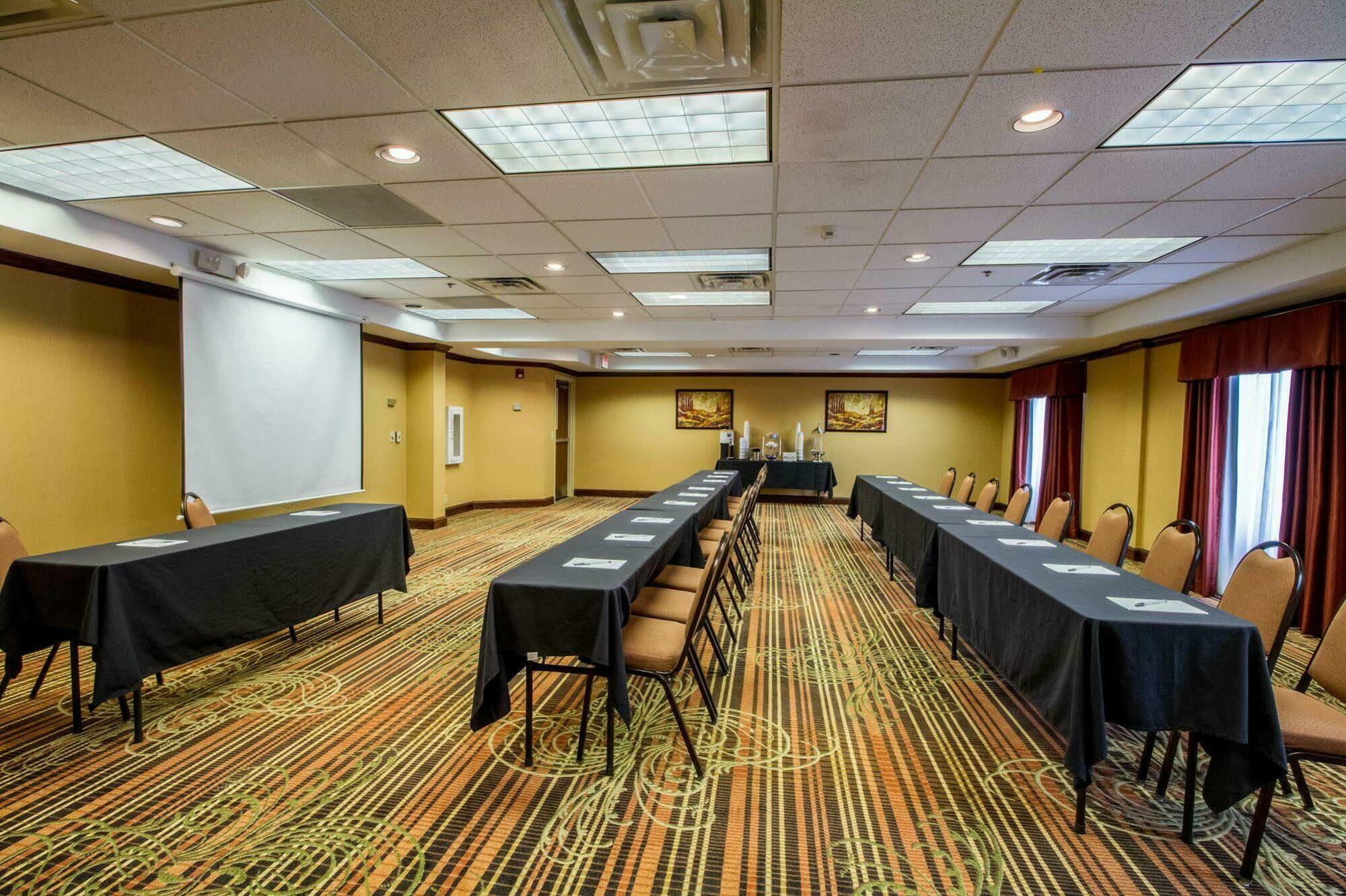 Hampton By Hilton Oklahoma City I-40 East- Tinker Afb Midwest City Buitenkant foto